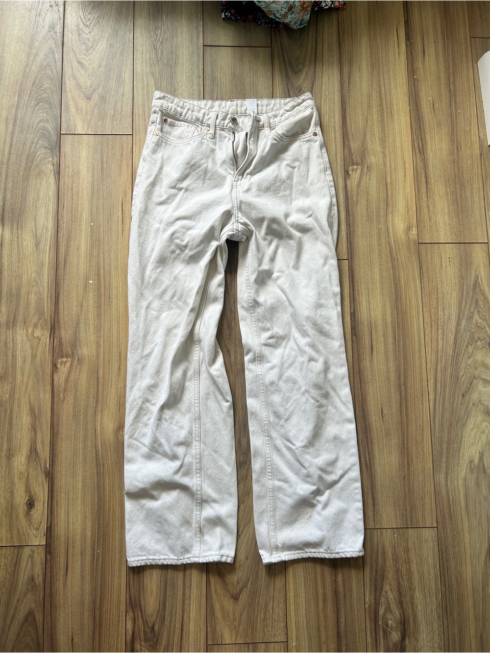 High-Rise Women's Jeans in Light Cream - Classic Five-Pocket Style